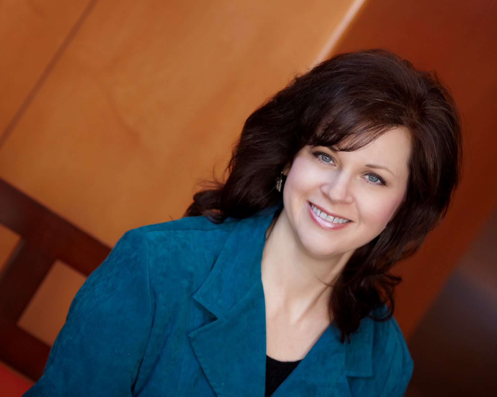 Heartsong Connection White Roses by Shannon Taylor Vannatter